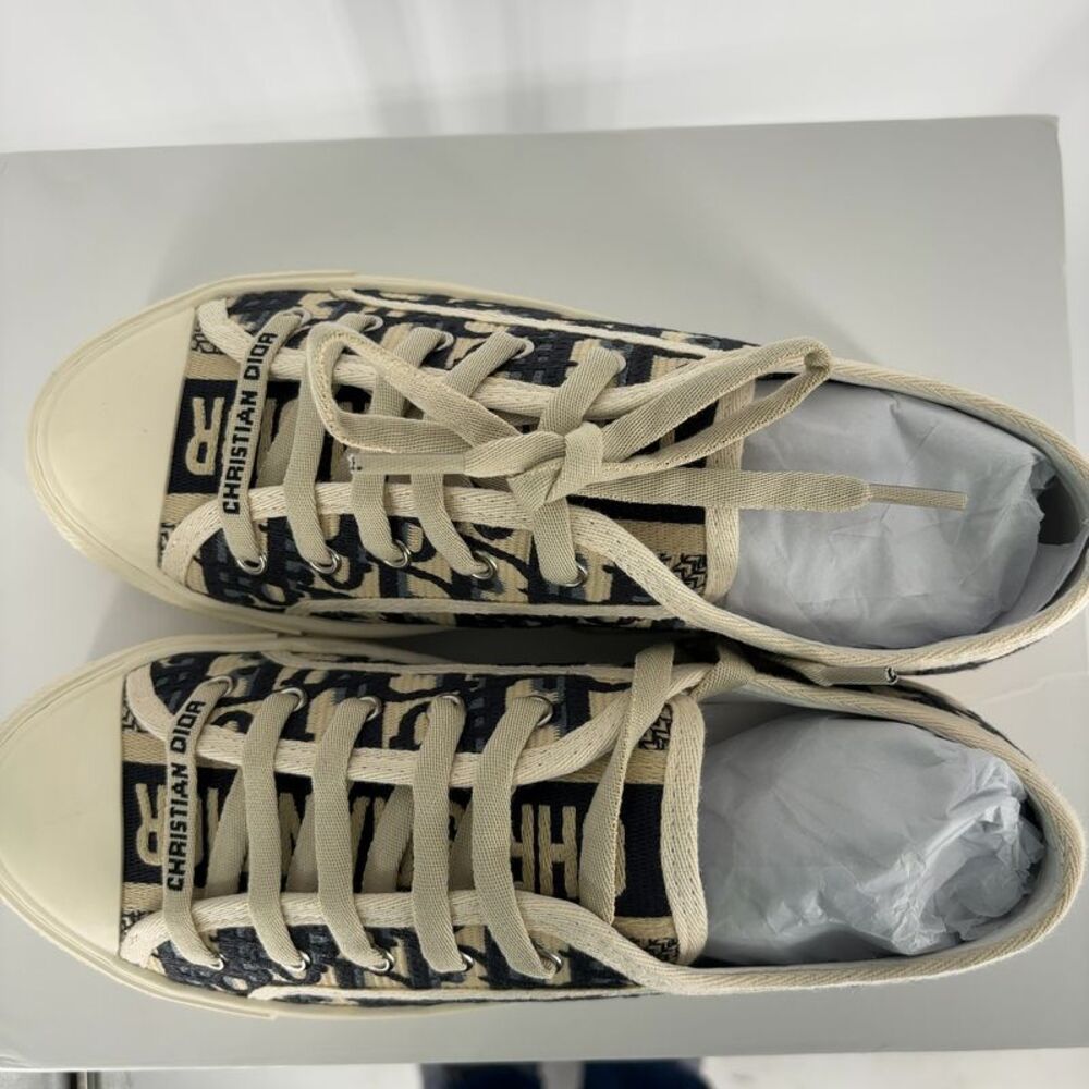 Dior. Luxury Sneakers in White and Black